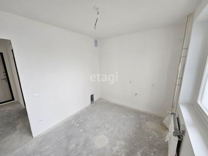 2-комн квартира Монтажников, 42а