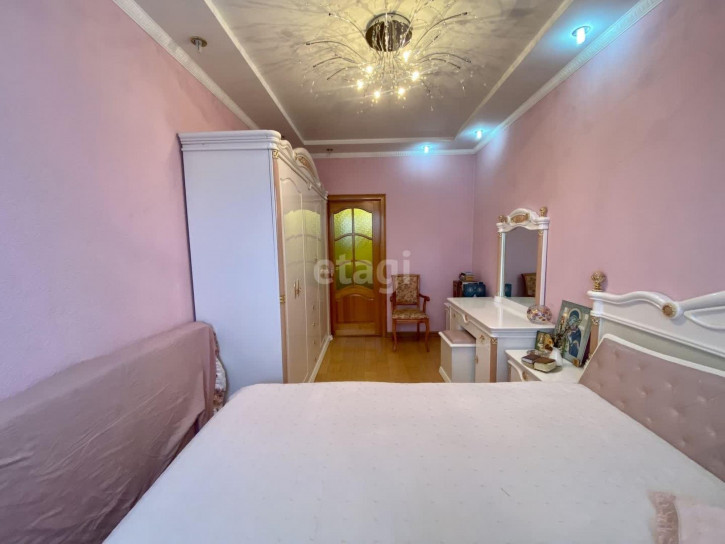 4-комн квартира Муравленко, 9