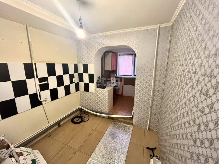 2-комн квартира Геологоразведчиков пр, 42