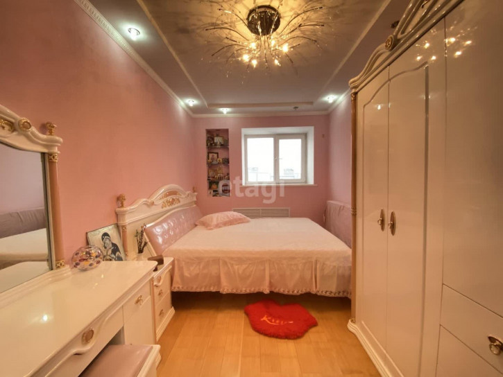 4-комн квартира Муравленко, 9