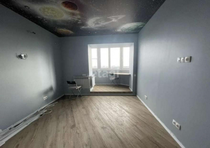 2-комн квартира Революции, 228/2