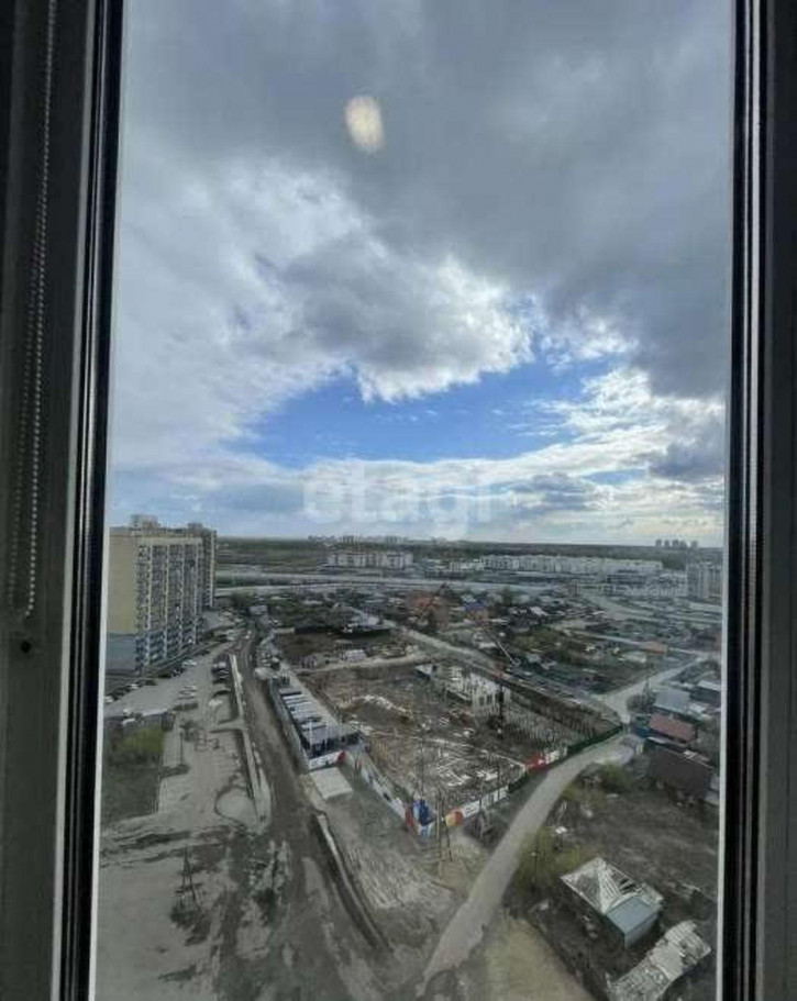 2-комн квартира Революции, 228/2
