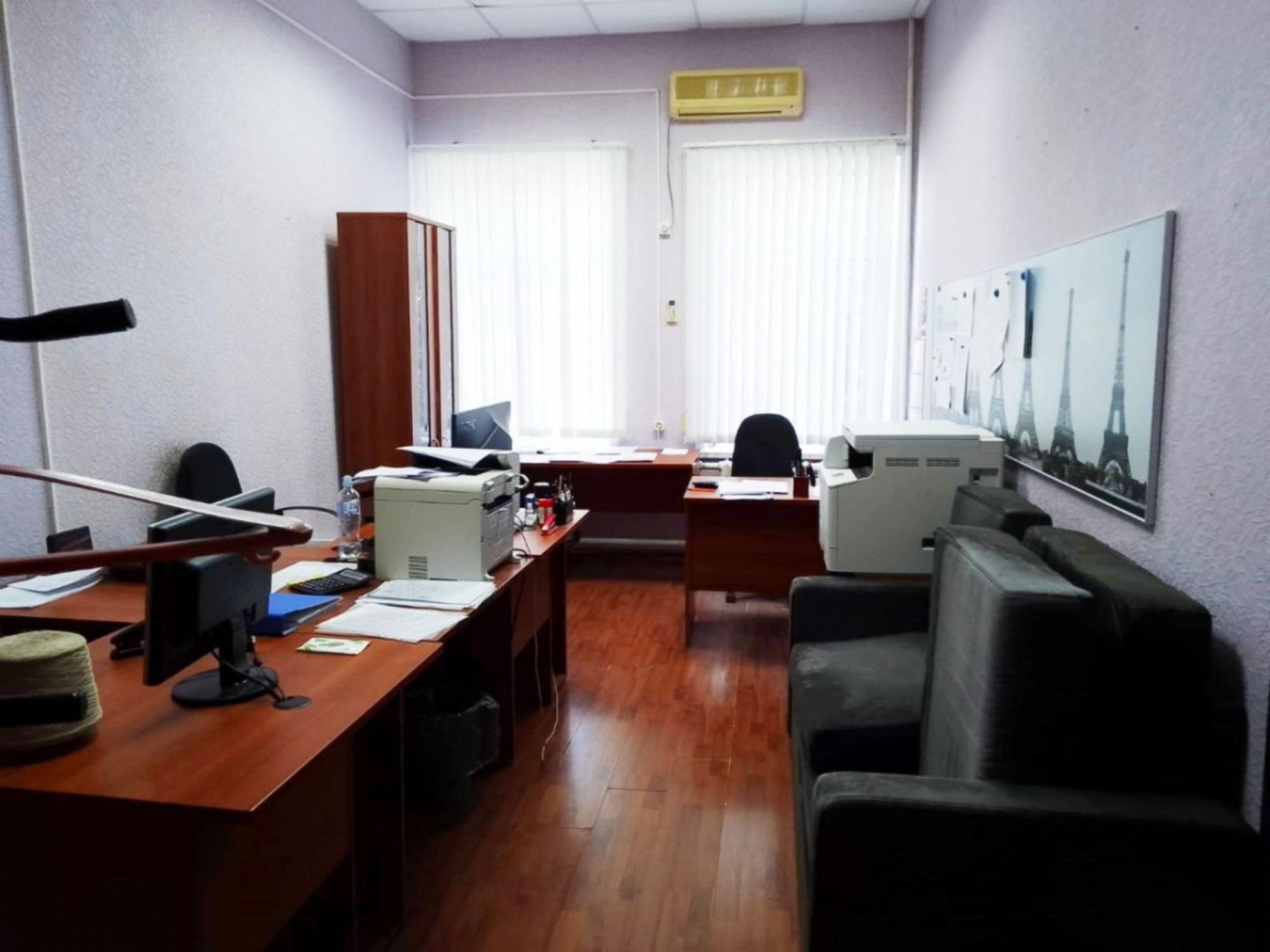 Купить офис, помещение под офис за 42 000 000 рублей на ул Высоцкого, 6