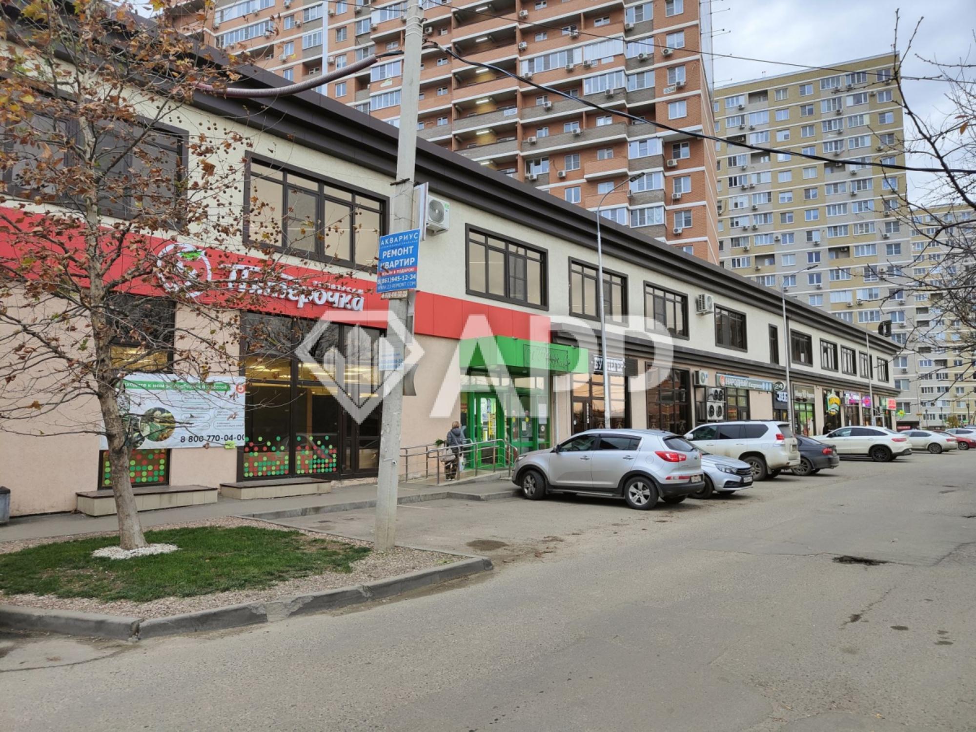 Купить торговое помещение за 80 000 000 рублей на ул Заполярная, 37