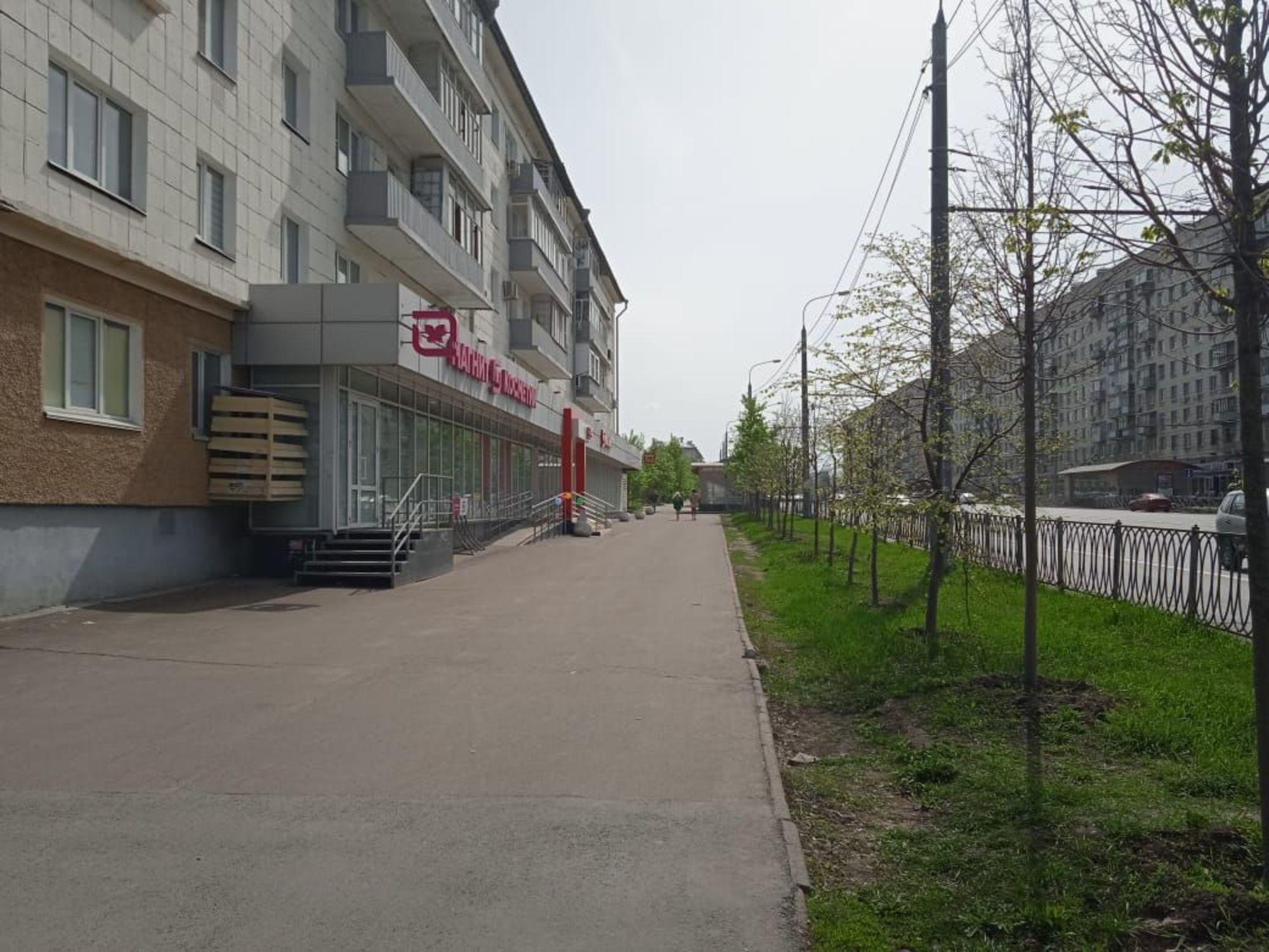 Купить торговое помещение за 29 900 000 рублей на ул Декабристов, 112
