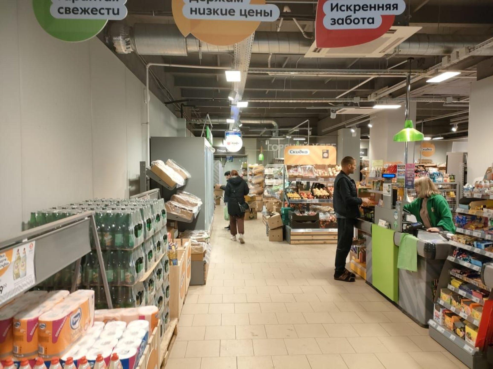 Купить торговое помещение за 30 290 000 рублей на Алтайский край, с.Малоенисейское, Советская 75