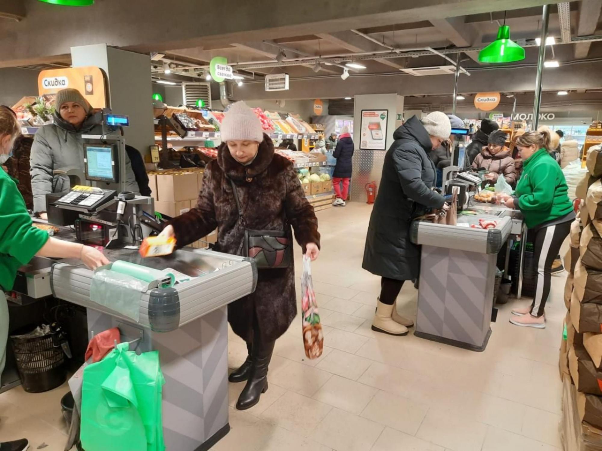 Сдать торговое помещение за 41 400 рублей на Алтайский край, с.Табуны, Целинная 12