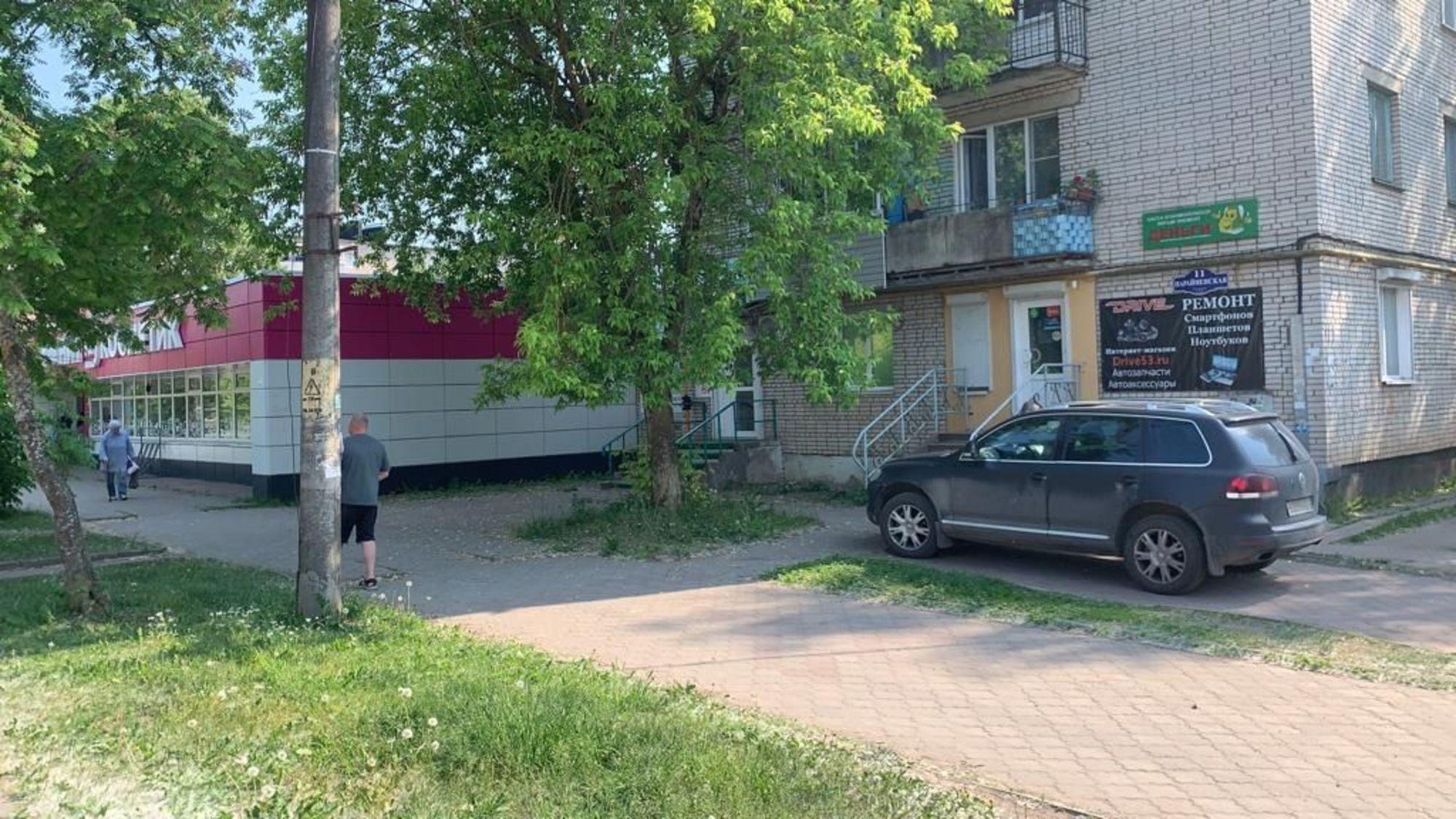 Сдать торговое помещение за 35 000 рублей на ул Парайненская, 11