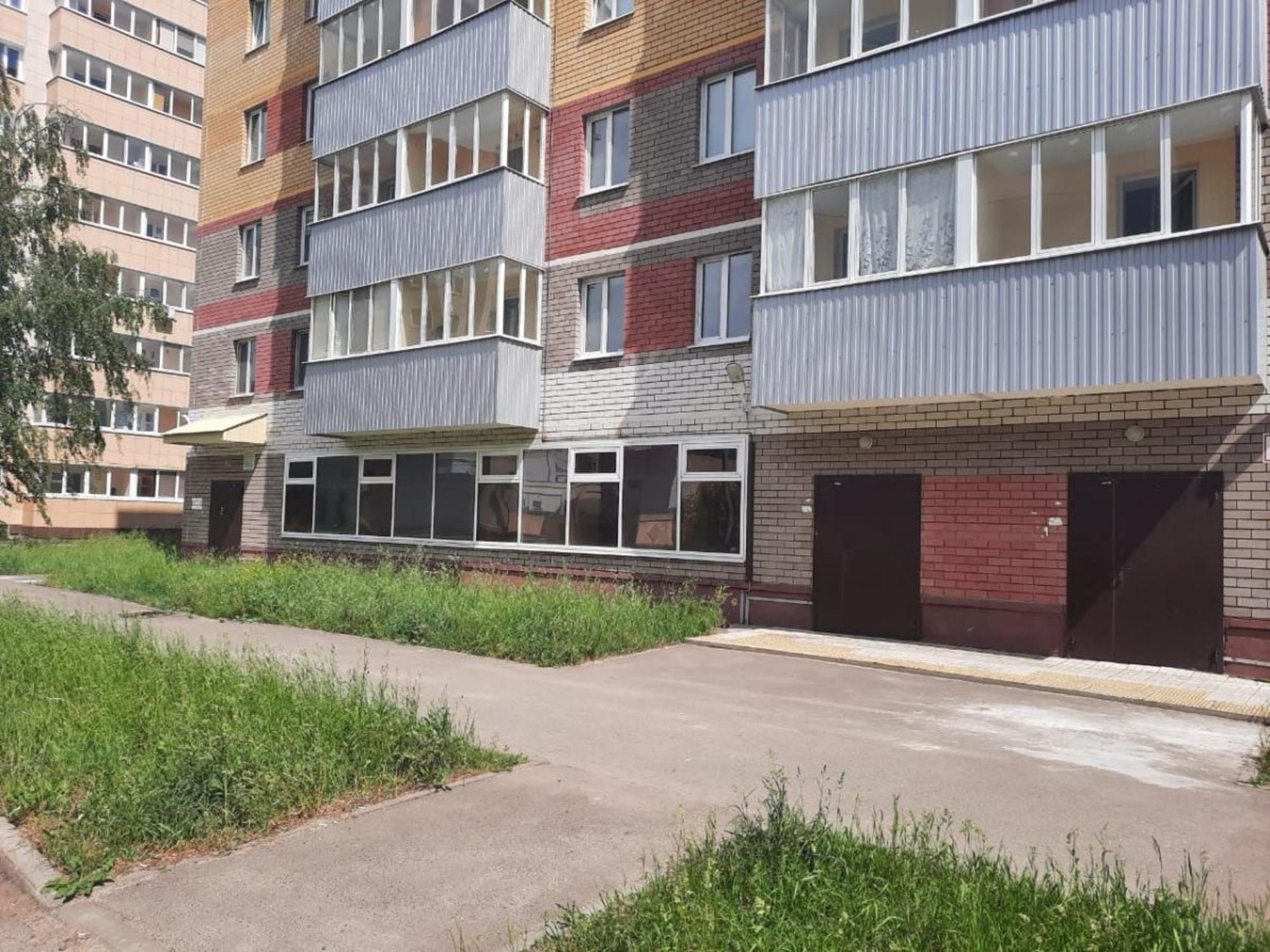 Сдать помещение свободного назначения за 265 440 рублей на г. Зеленодольск,  Гагарина , 12