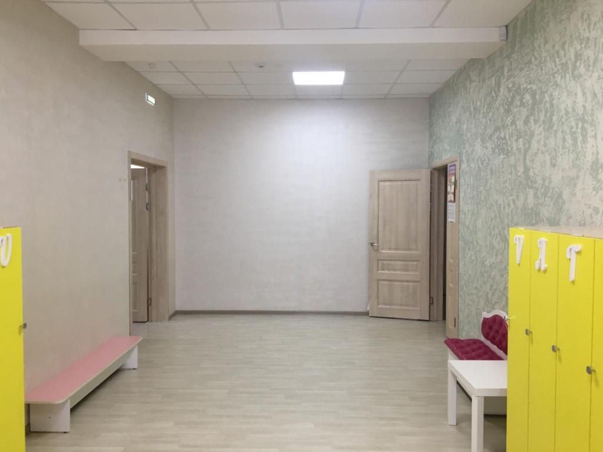 Сдать офис, помещение под офис за 1 200 000 рублей на Московский пр-кт, 136