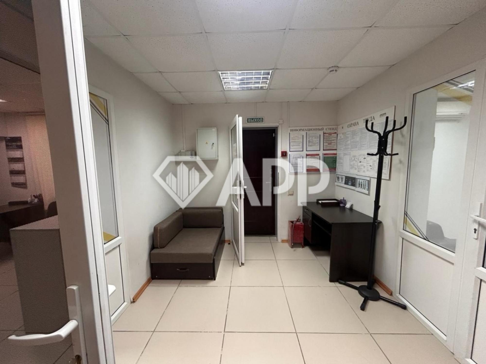 Сдать офис, помещение под офис за 65 000 рублей на пр-кт Дзержинского, 230