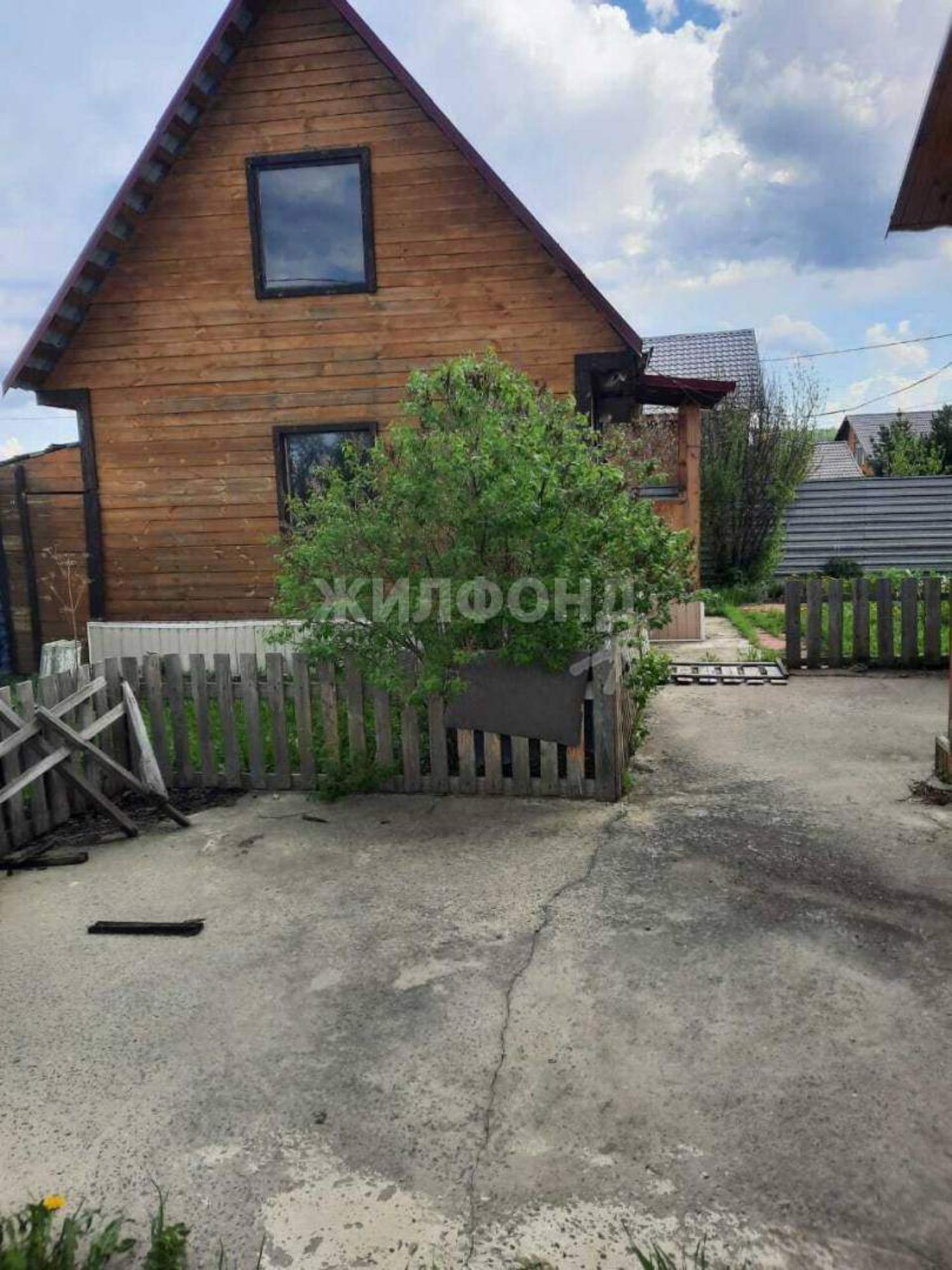 Купить дачу, дом, коттедж за 5 200 000 рублей на Транспортник территория снт