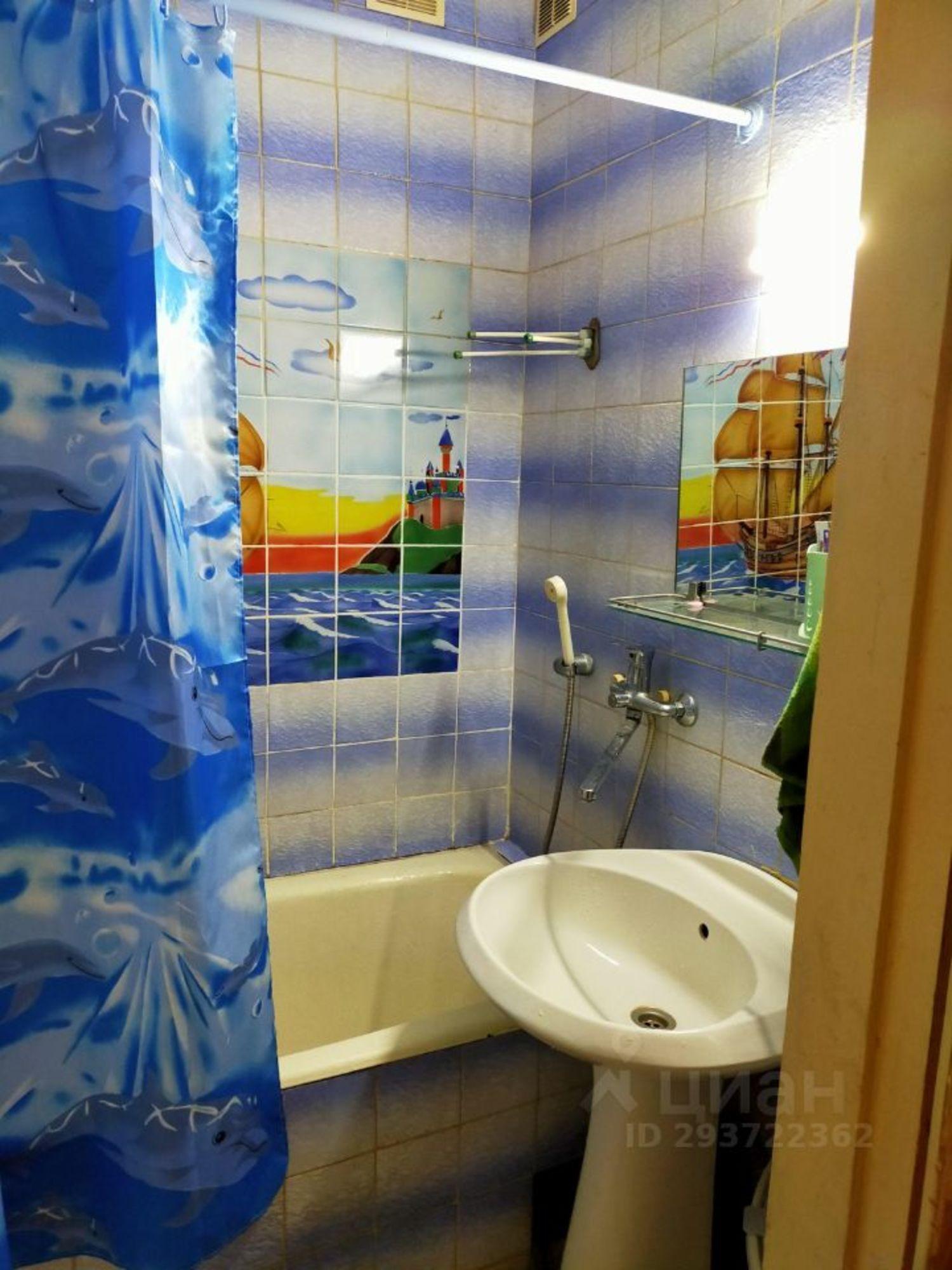 Сдать комнату за 7 500 рублей на улица Михаила Морозова, 49