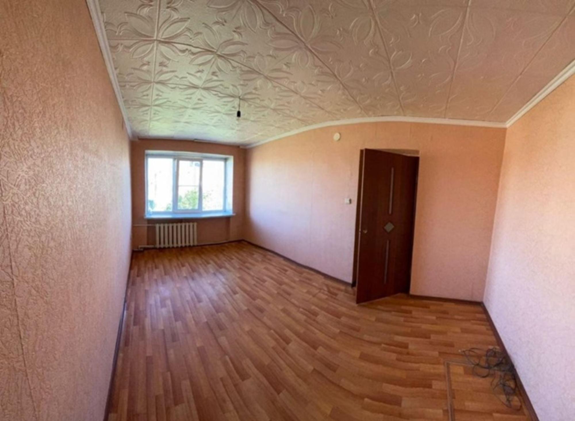 Купить комнату за 2 400 000 рублей на Коммунистическая улица, 101
