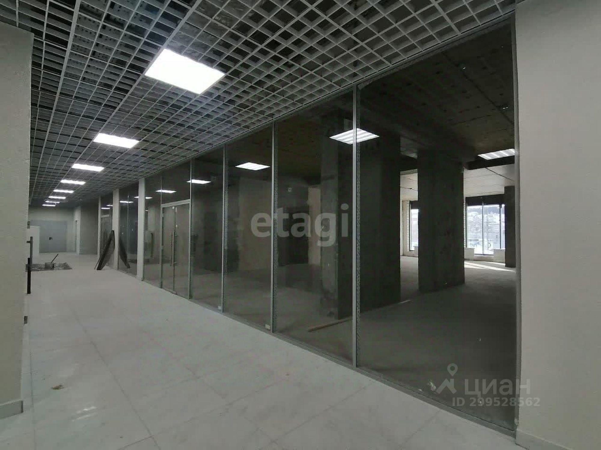 Купить торговое помещение за 21 400 100 рублей на ул Лозицкой, 1А