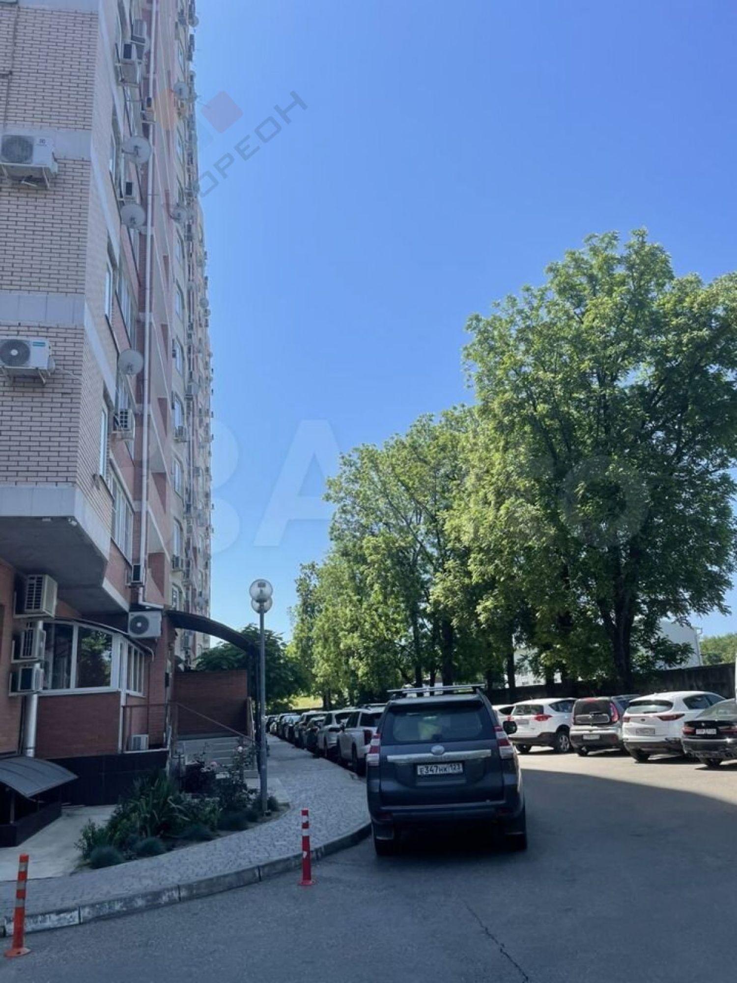 Купить квартиру за 16 000 000 рублей на Зиповская ул, 4/3