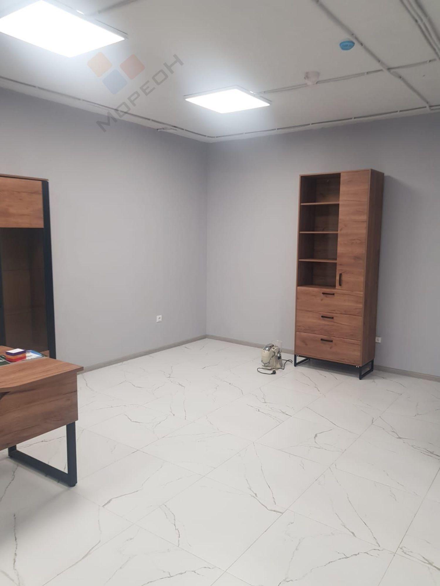 Купить торговое помещение за 12 400 000 рублей на Героя бочарникова, 8/1
