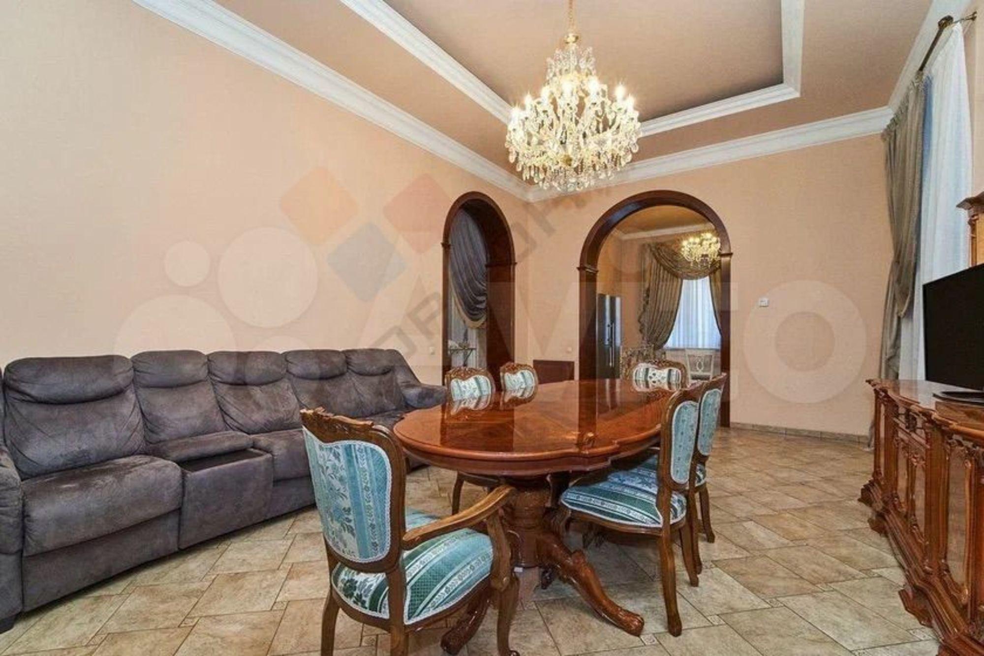 Купить дачу, дом, коттедж за 125 000 000 рублей на Ковалёва ул, 30