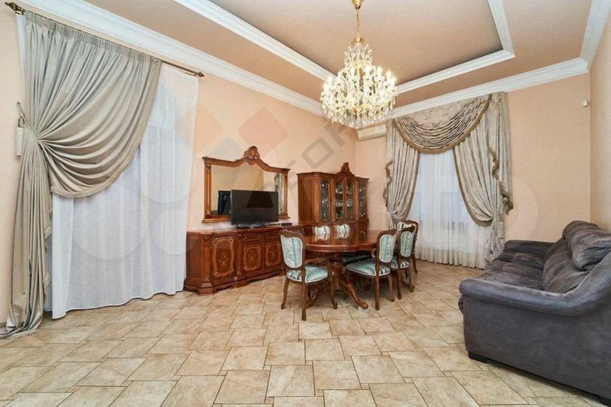 Купить дачу, дом, коттедж за 125 000 000 рублей на Ковалёва ул, 30