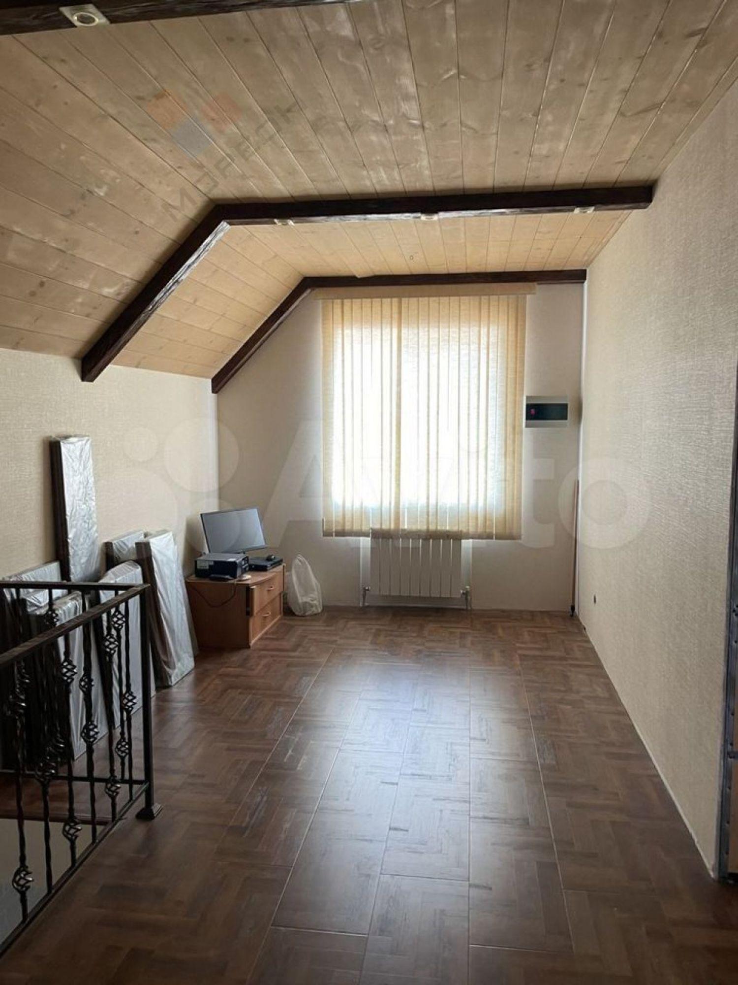 Купить дачу, дом, коттедж за 9 550 000 рублей на Запорожская ул, 62/Б