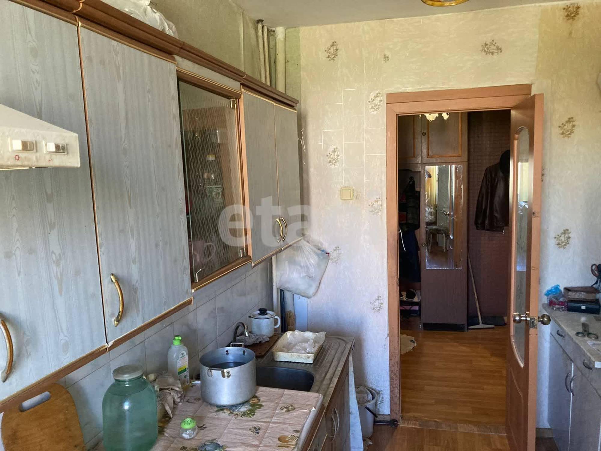 Купить квартиру за 2 000 000 рублей на Фурманова, 21
