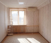 офис 30 кв м, этаж 3/3 ул Киевская, 1