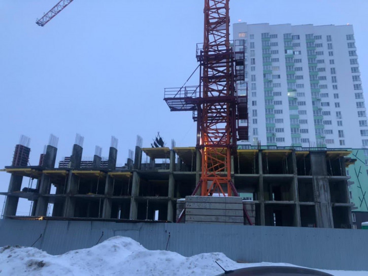 2-комн квартира в новом доме проспект Героев Отечества