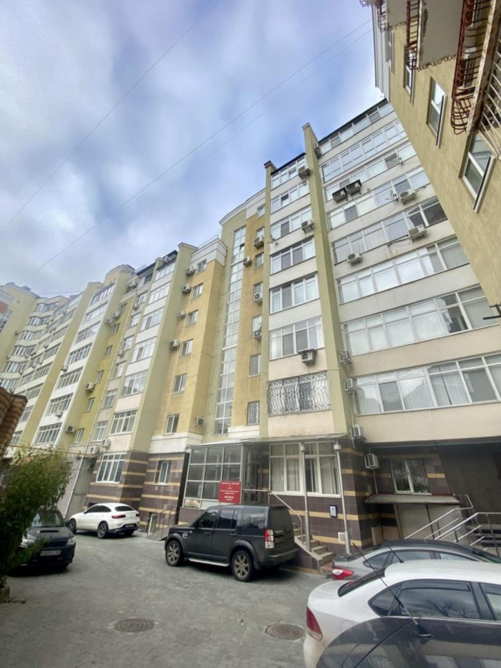 Офис ул Алексея Толстого, 100
