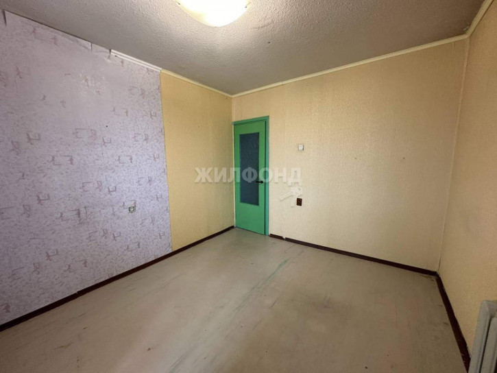 4-комн квартира Дружбы Народов улица, д.19