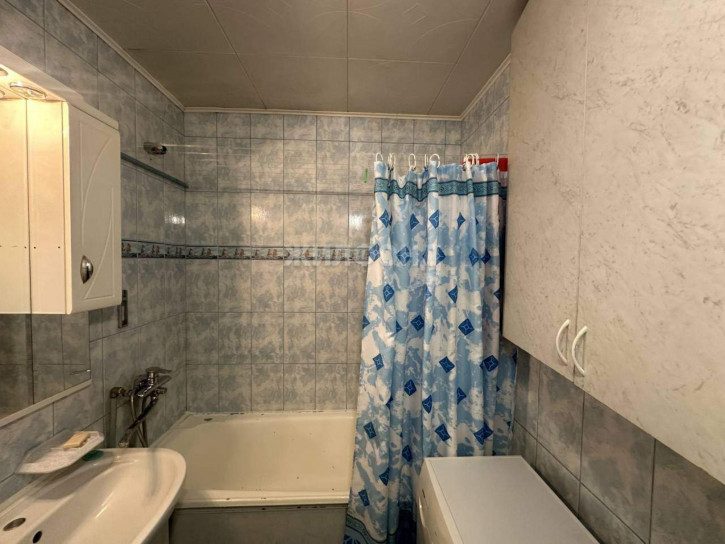 4-комн квартира Дружбы Народов улица, д.19