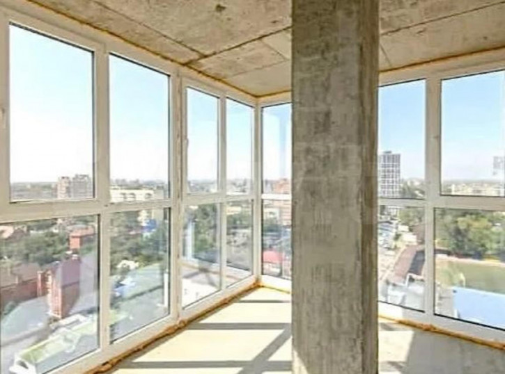 3-комн квартира Урицкого улица, 101