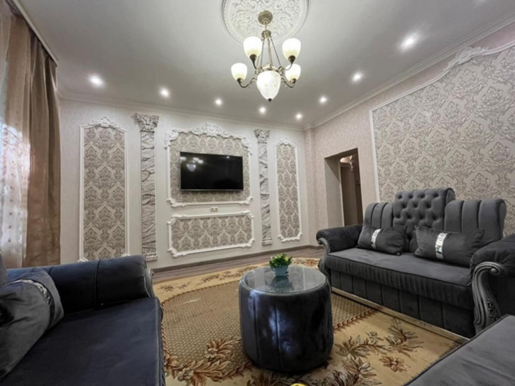 3-комн квартира авиагородок улица, 101