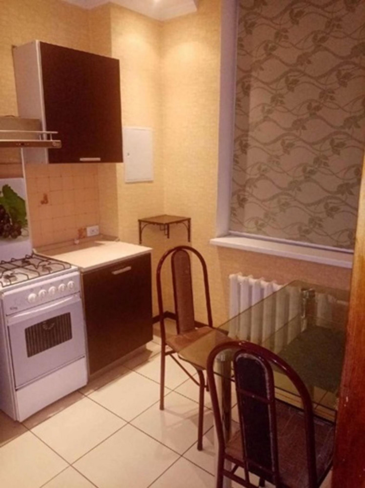 1-комн квартира Комарова улица, 101
