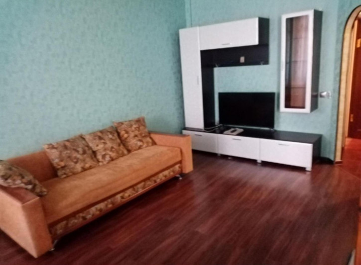 1-комн квартира Комарова улица, 101
