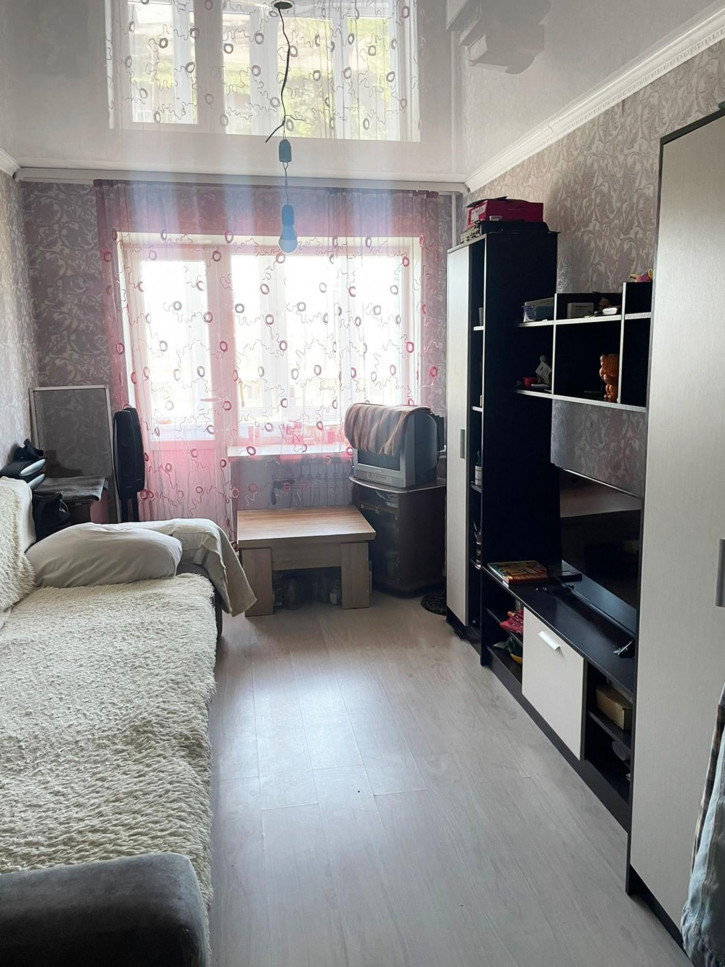 2-комн квартира Брестская улица, 8/1