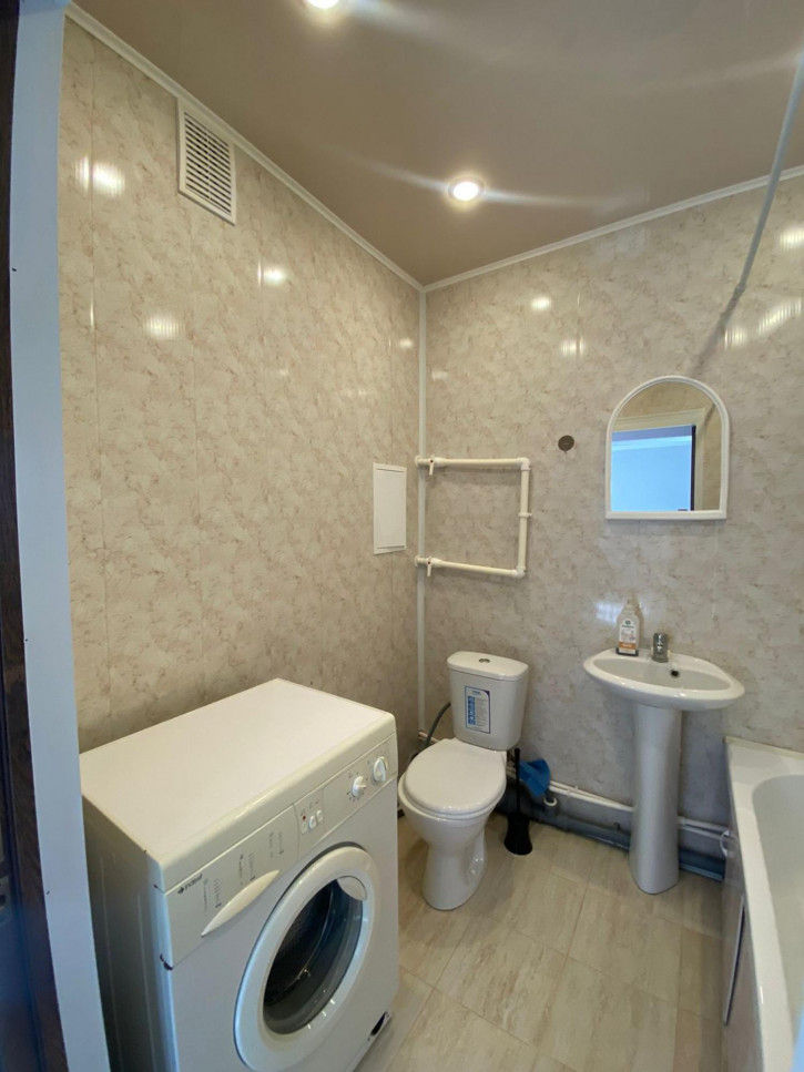 1-комн квартира улица Братьев Хусаиновых, 4/1