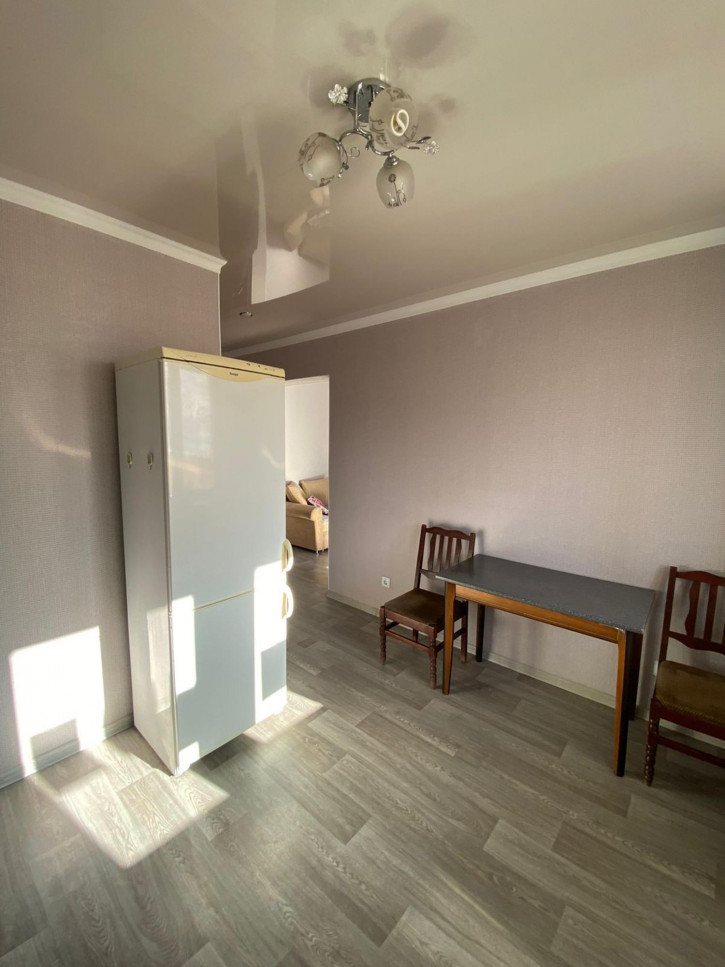 1-комн квартира улица Братьев Хусаиновых, 4/1