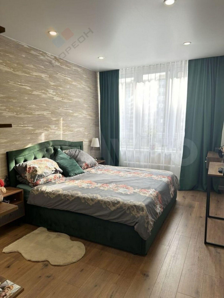 3-комн квартира Тургеневское ш, 1/к1