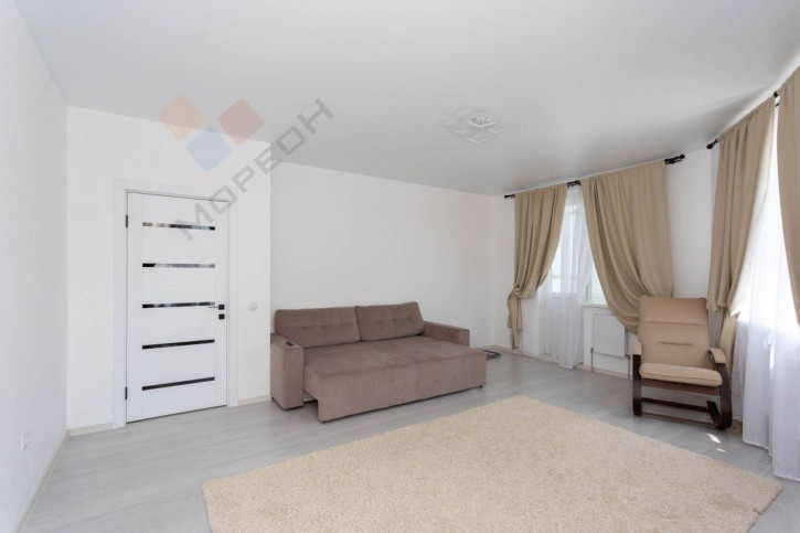 2-комн квартира им. Адмирала Крузенштерна ул, 5