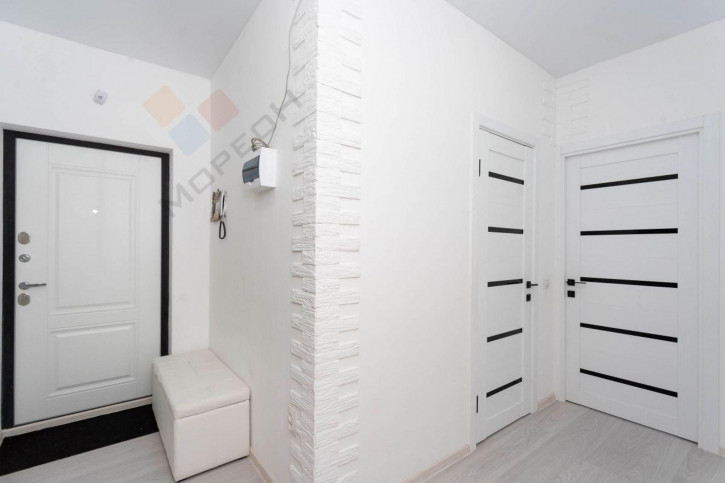 2-комн квартира им. Адмирала Крузенштерна ул, 5