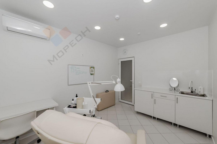 Офис Красных Партизан ул, 1/4к5