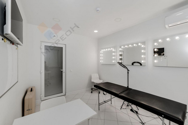 Офис Красных Партизан ул, 1/4к5