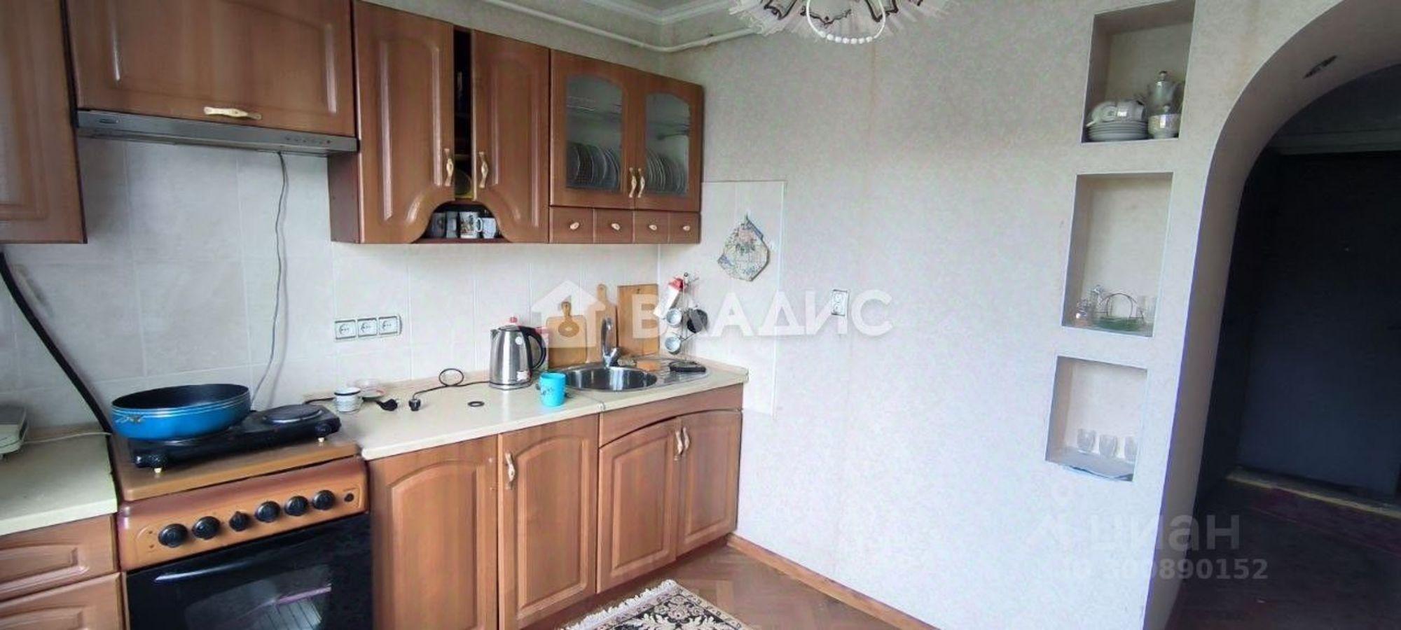 Сдать квартиру за 13 000 рублей на Луговая улица, 2