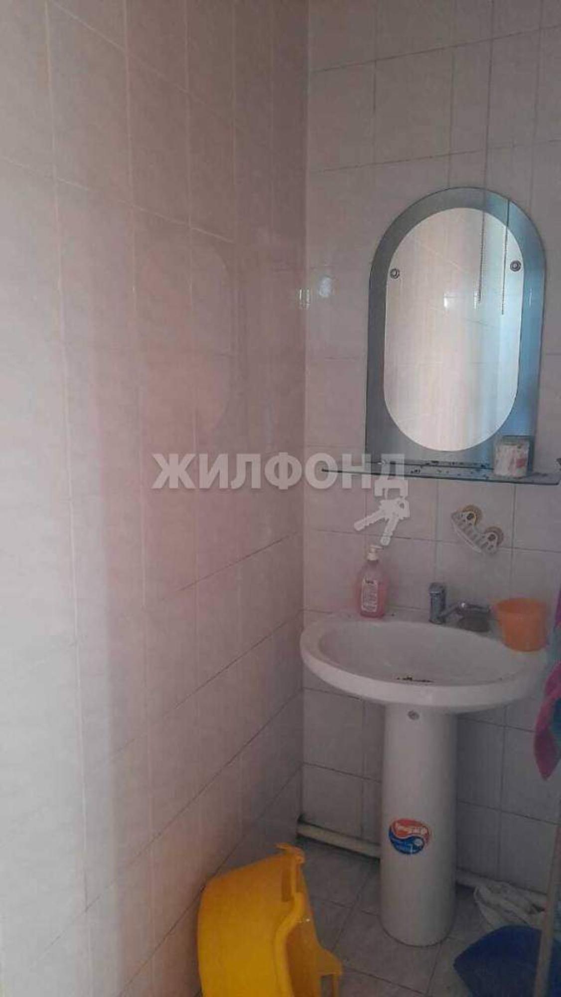 Купить дачу, дом, коттедж за 10 000 000 рублей на Космонавтов улица