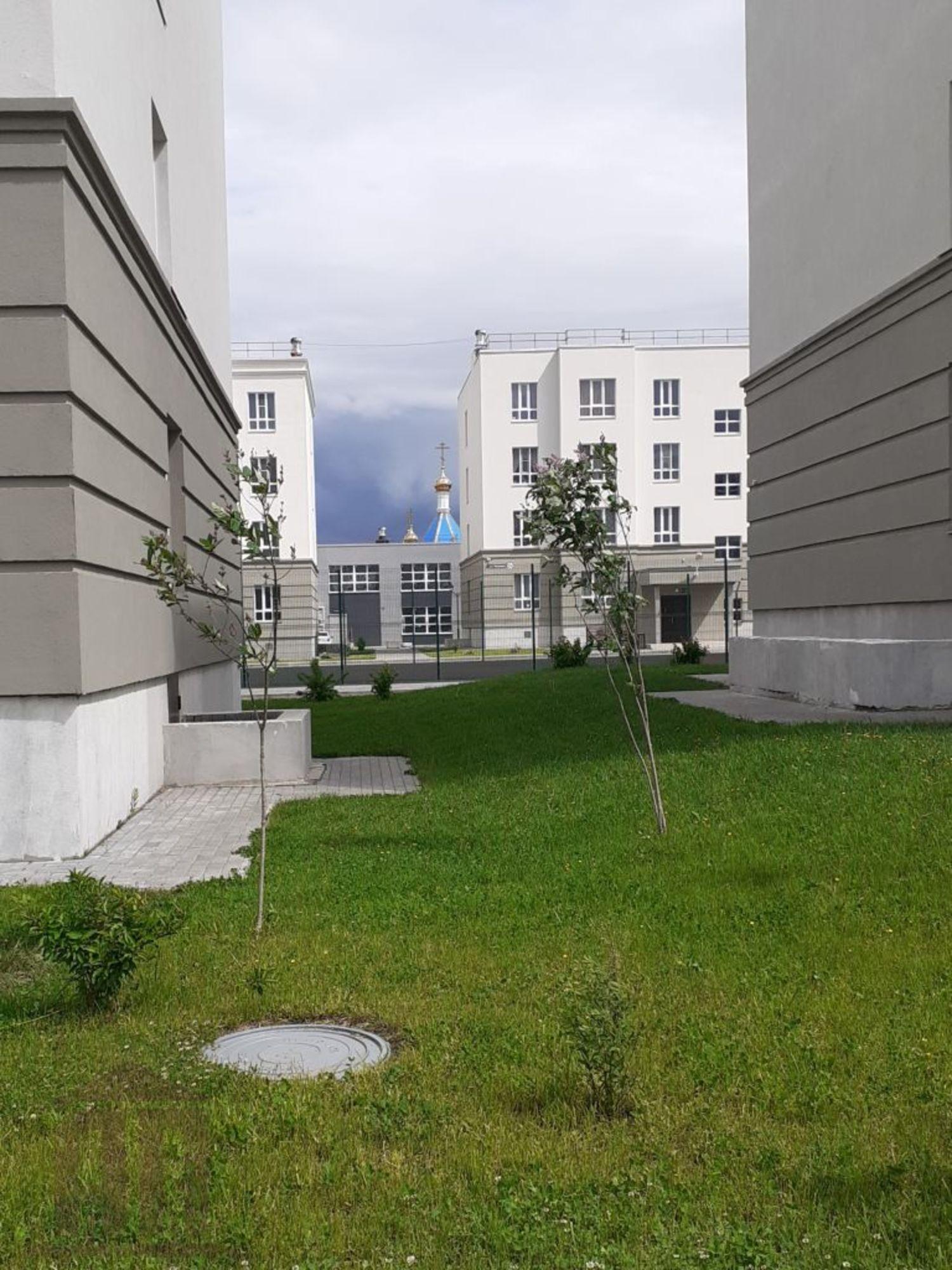 Купить квартиру за 3 721 720 рублей на Медовая ул, 9