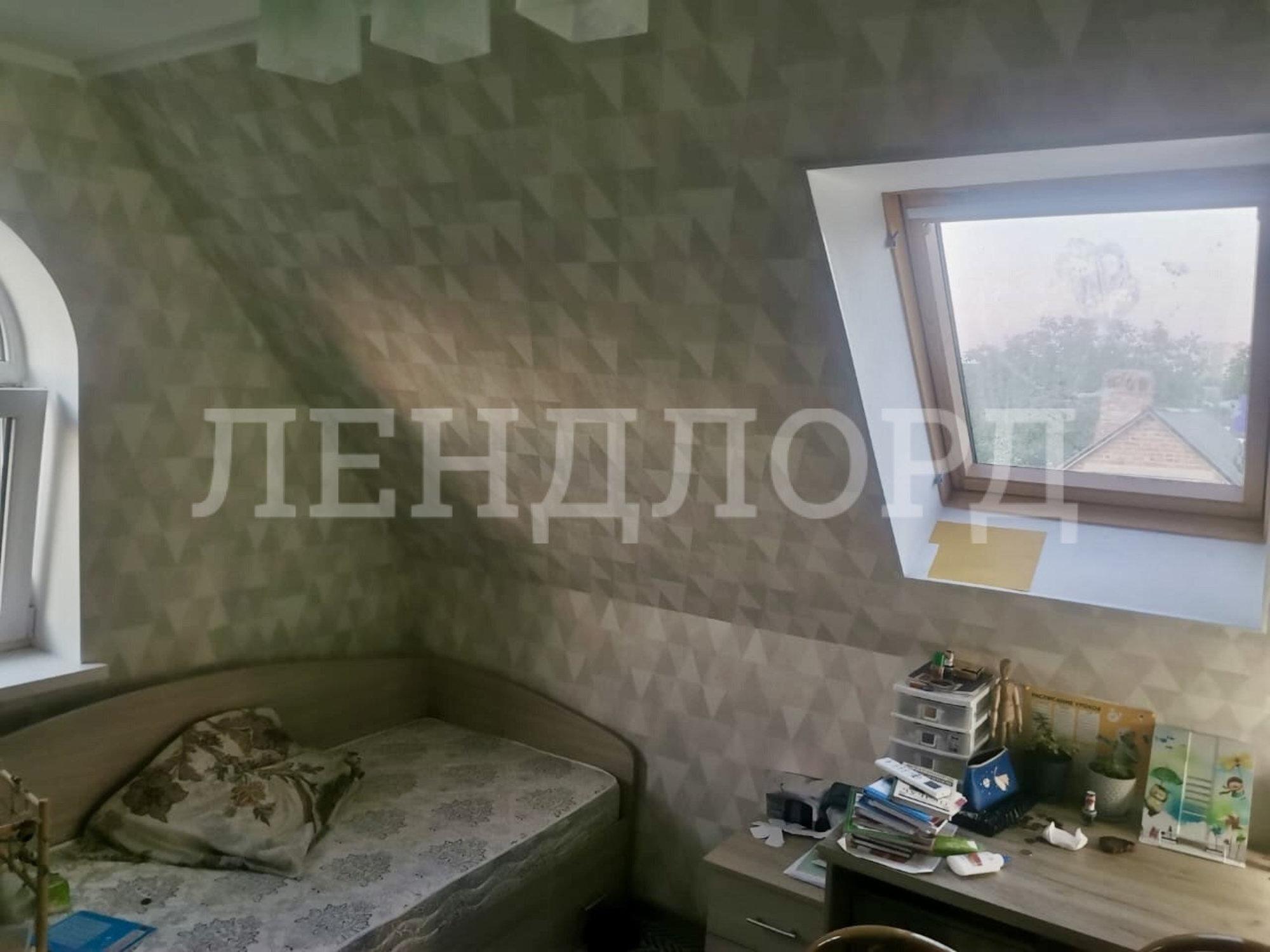 Купить дачу, дом, коттедж за 9 600 000 рублей на Фиалковая улица