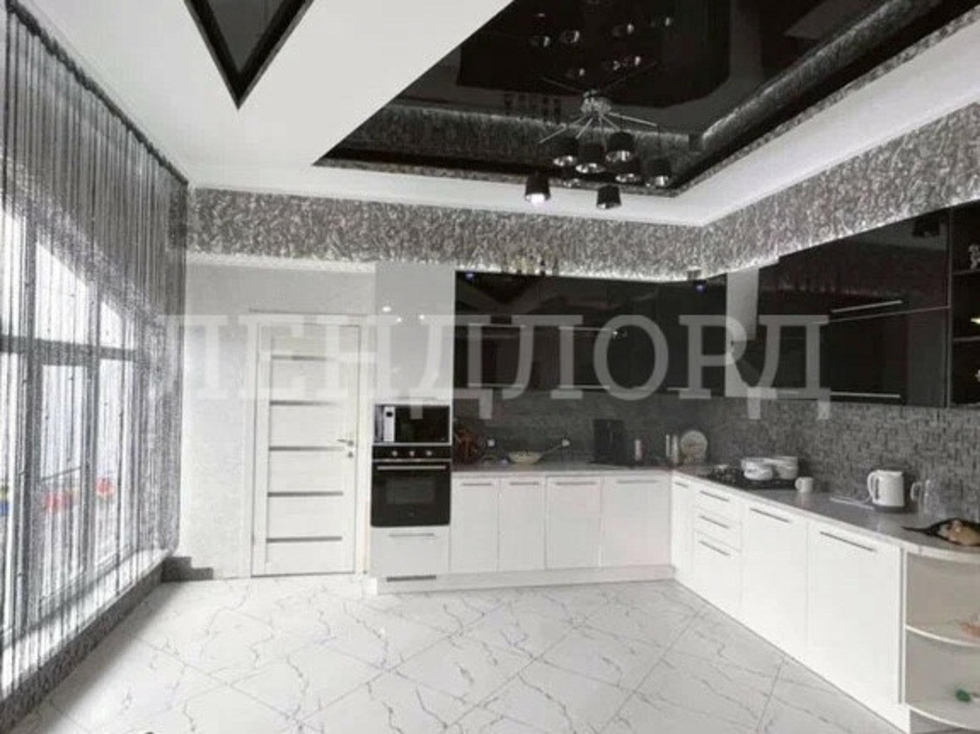 Купить дачу, дом, коттедж за 17 500 000 рублей на Лукашина