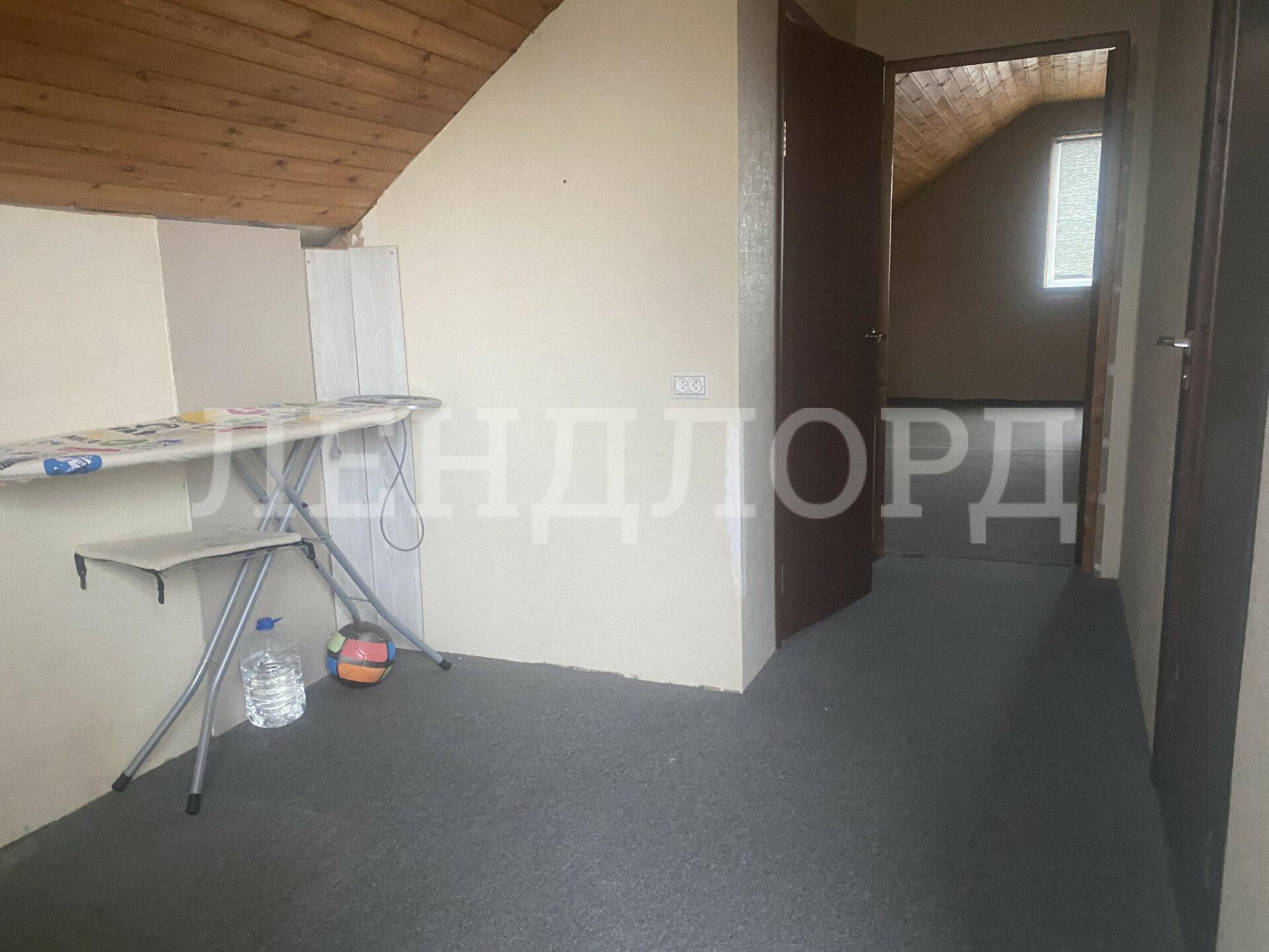 Купить дачу, дом, коттедж за 8 000 000 рублей на Сиреневая улица