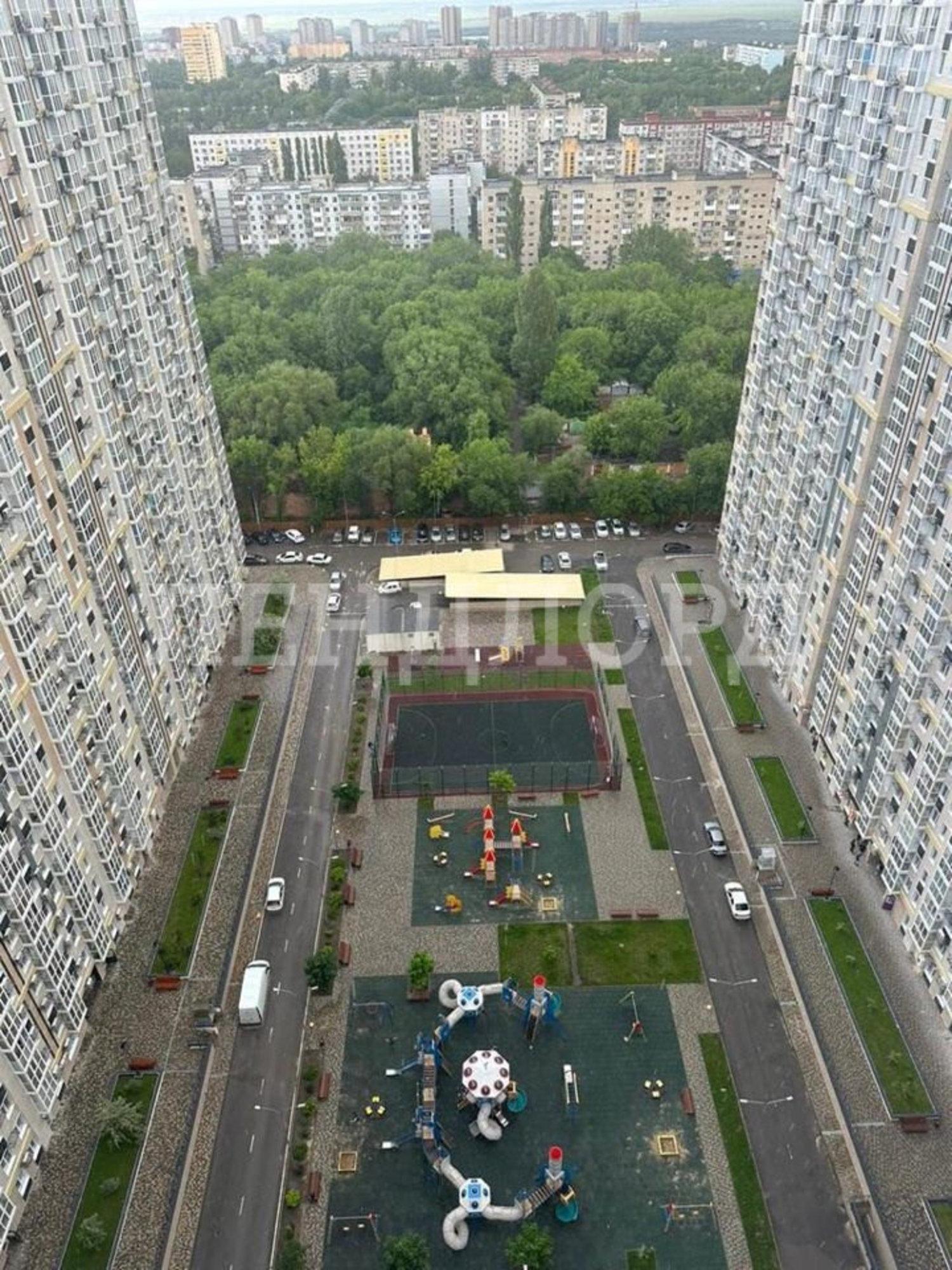 Купить квартиру за 13 000 000 рублей на Стабильная улица, 3с2