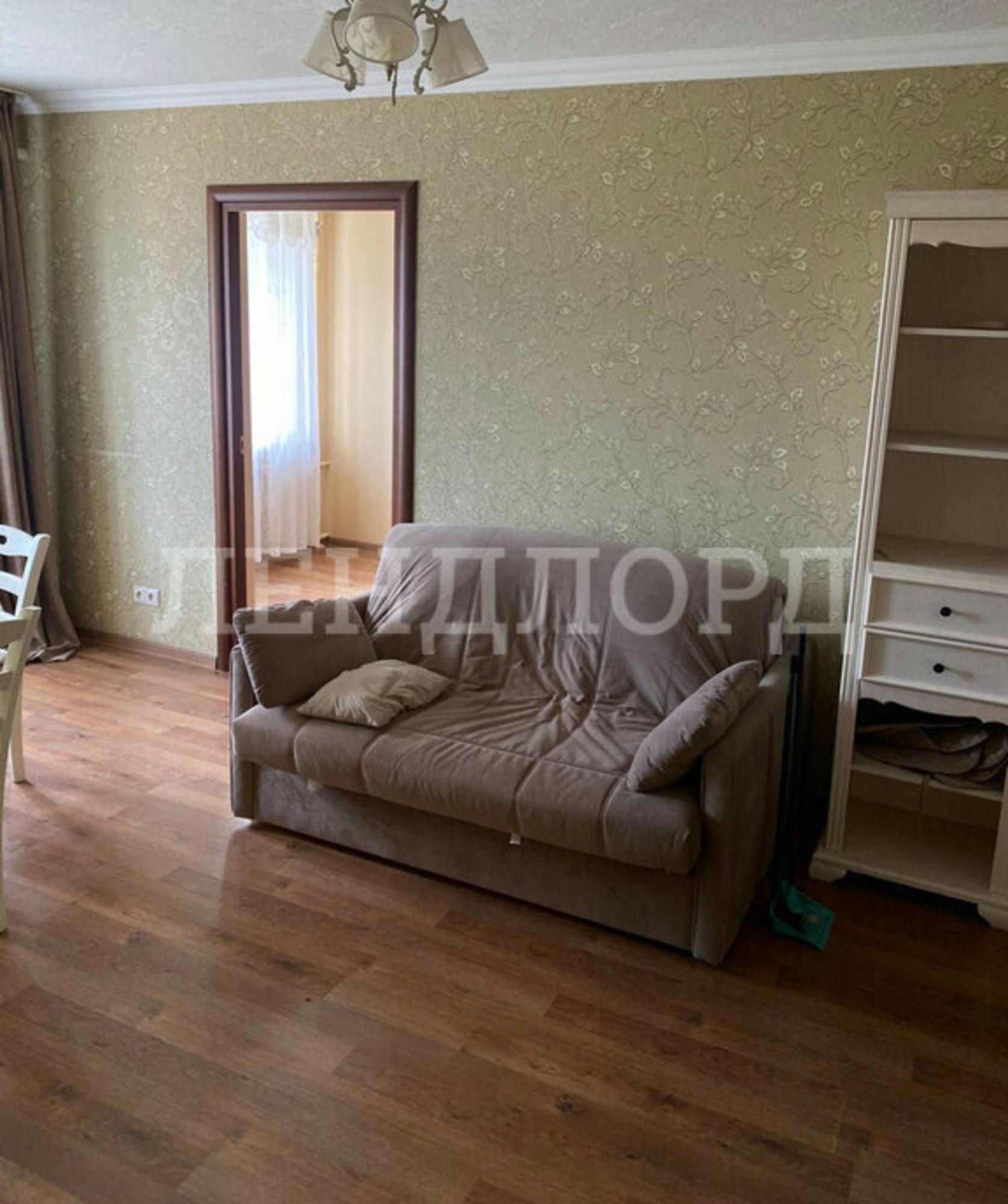 Купить квартиру за 6 300 000 рублей на Батуринская улица, 7